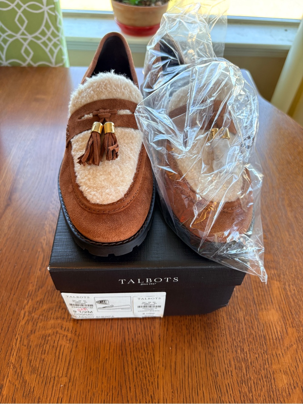 Talbots Women’s Shoes Brown Suede Tassel Loafers with Cream Shearling